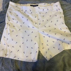 Zac & Rachel white shorts with navy anchors